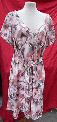 3963. Hübsches Sommer Kleid, Gr. 44, Changes, altrosa
