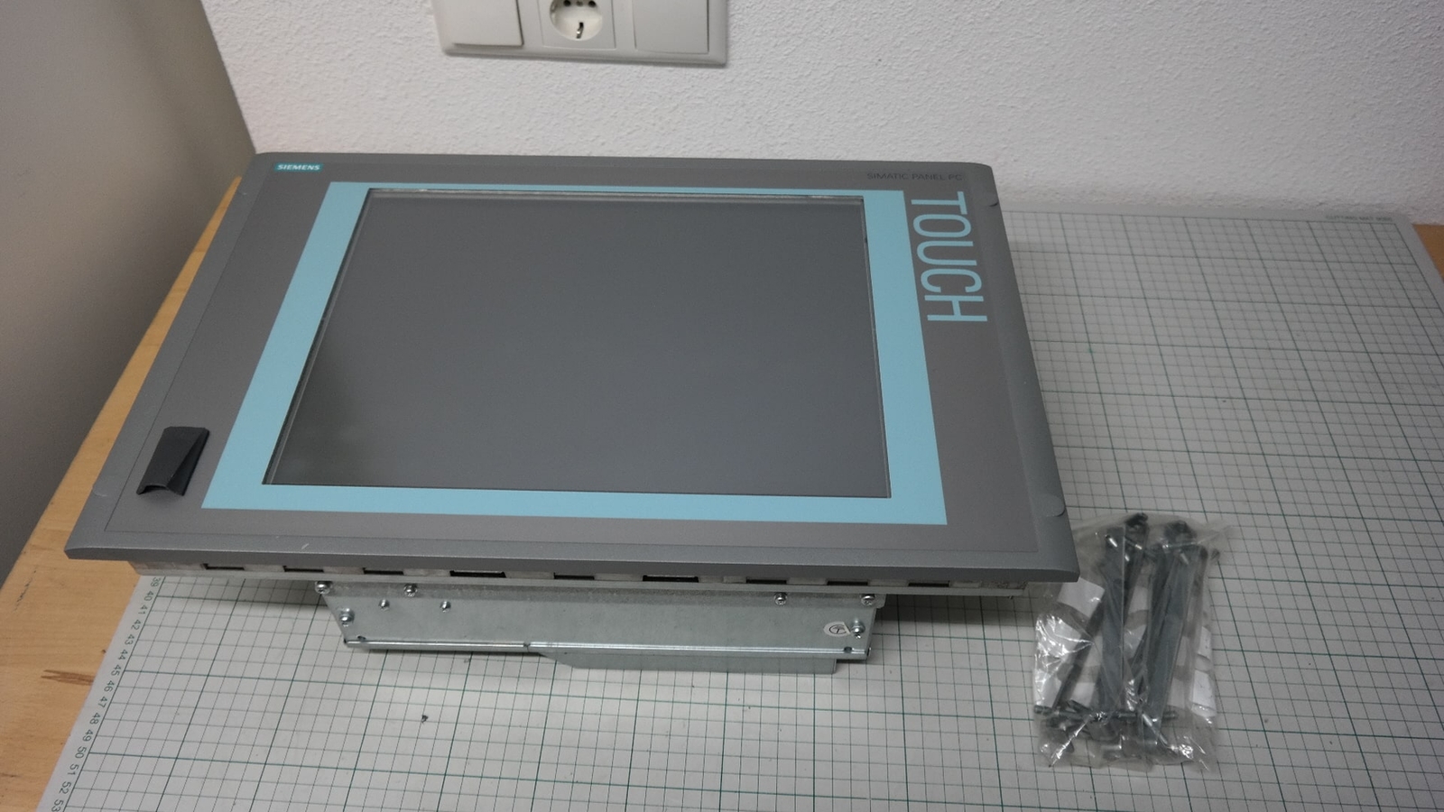 Bild 1 von 12