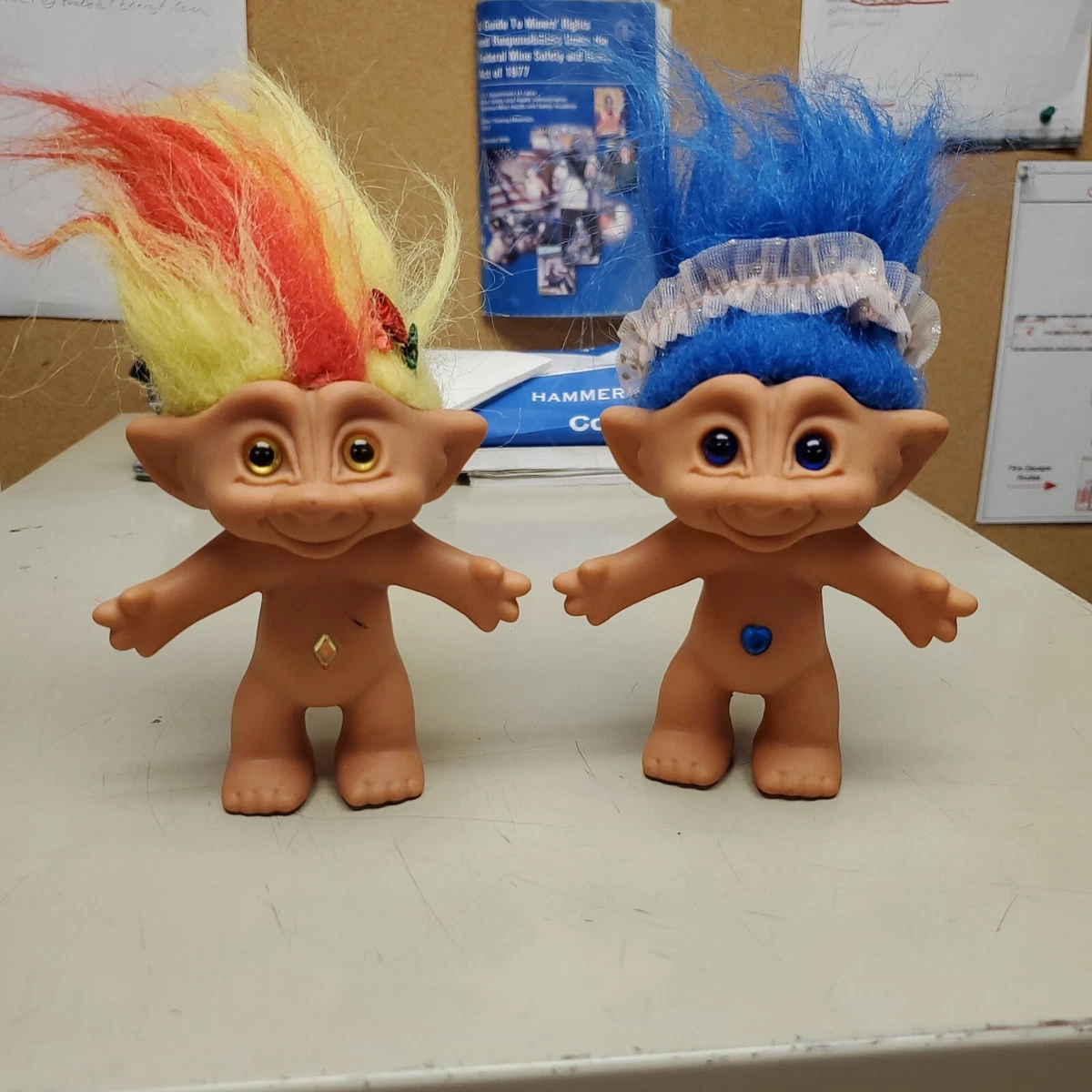 Vtg 1998 2 Treasure Trolls Dolls Blue Yellow Gem Blue Hair Yellow Red Hair