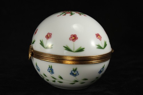 Rare Ceralene Raynaud LAFAYETTE 3½" Egg Shaped Trinket Box - Limoges France - Picture 5 of 10