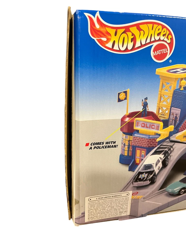 Hot Wheels World Mattel Police Station Vintage 1999 #65696-99 Two Car Launchers - Image 4 of 4