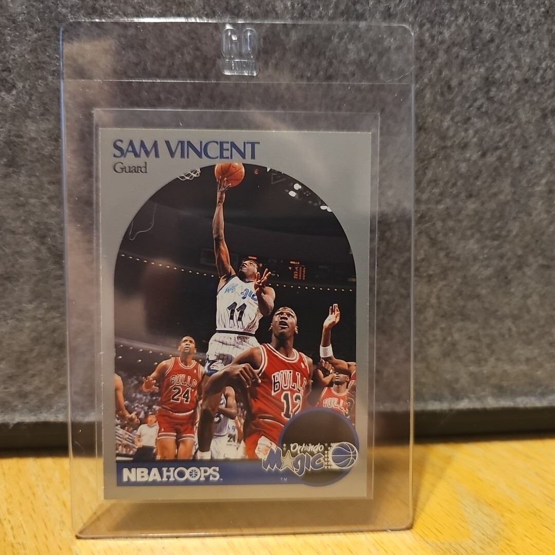 1990-91 NBA Hoops Sam Vincent Card #223 Michael Jordan Wearing Jersey #12 Fresh