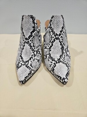 Wild Pair Snake Print Carlita Mule size 61/2 Cowgirl Country Boho Fun City Chic
