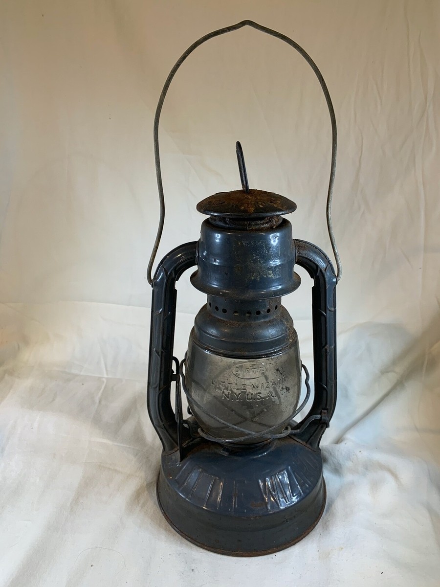 VINTAGE ANTIQUE Dietz Little Wizard LAMP Embossed Glass 4810 | eBay