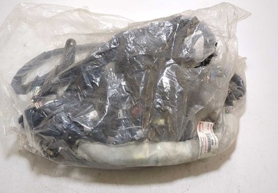 New OEM Lexus Engine Bay Fuse Box Wiring Harness 2004-2005 RX330 82111-0E020