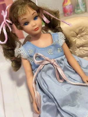 Vintage Skipper Sausage Curl Brunette Doll 1969 Mattel No 1105 🌸 - Image 1 of 4