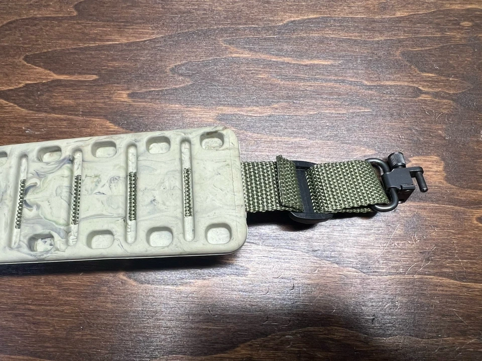 Eslinga para rifle Quake The Claw con giratorios Hush Stalker verde Foto 2 de 4