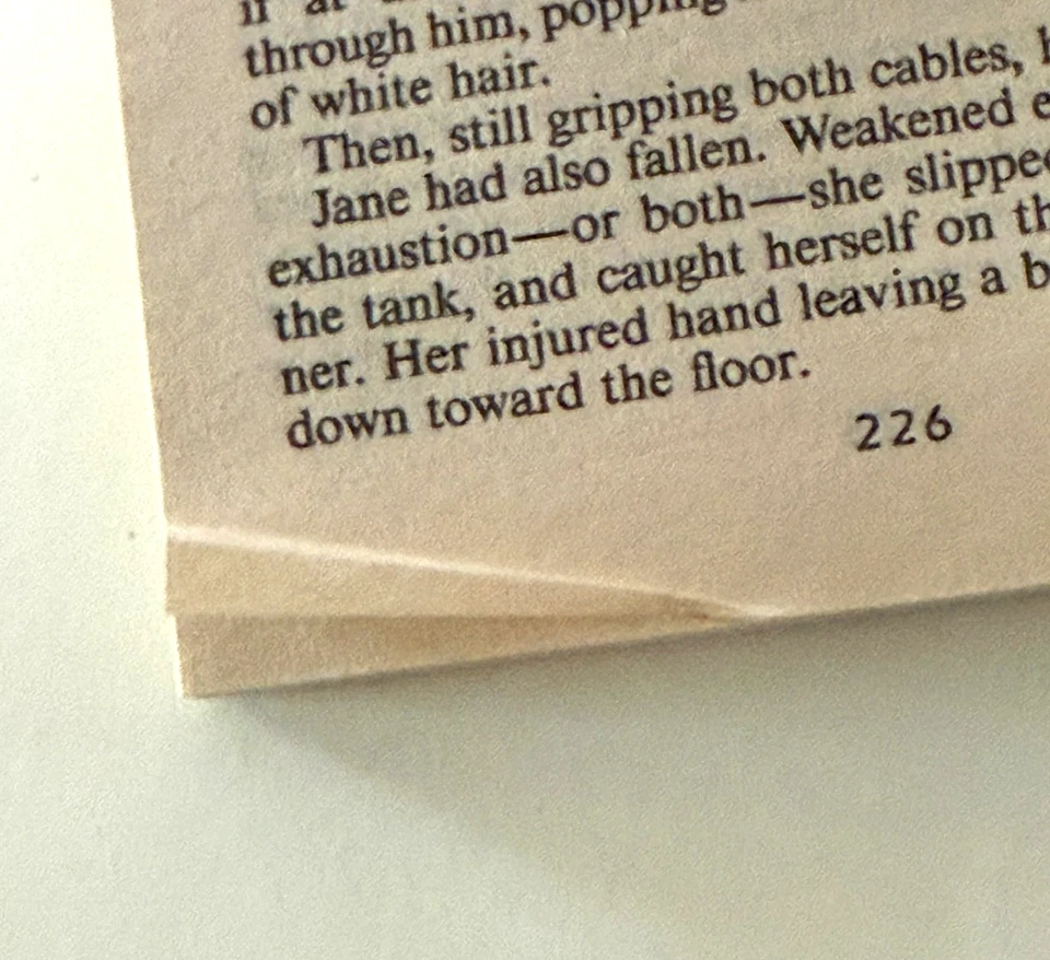 Johnny Mnemonic by Terry Bison Paperback Novel Sci-Fi Foto 3 de 3