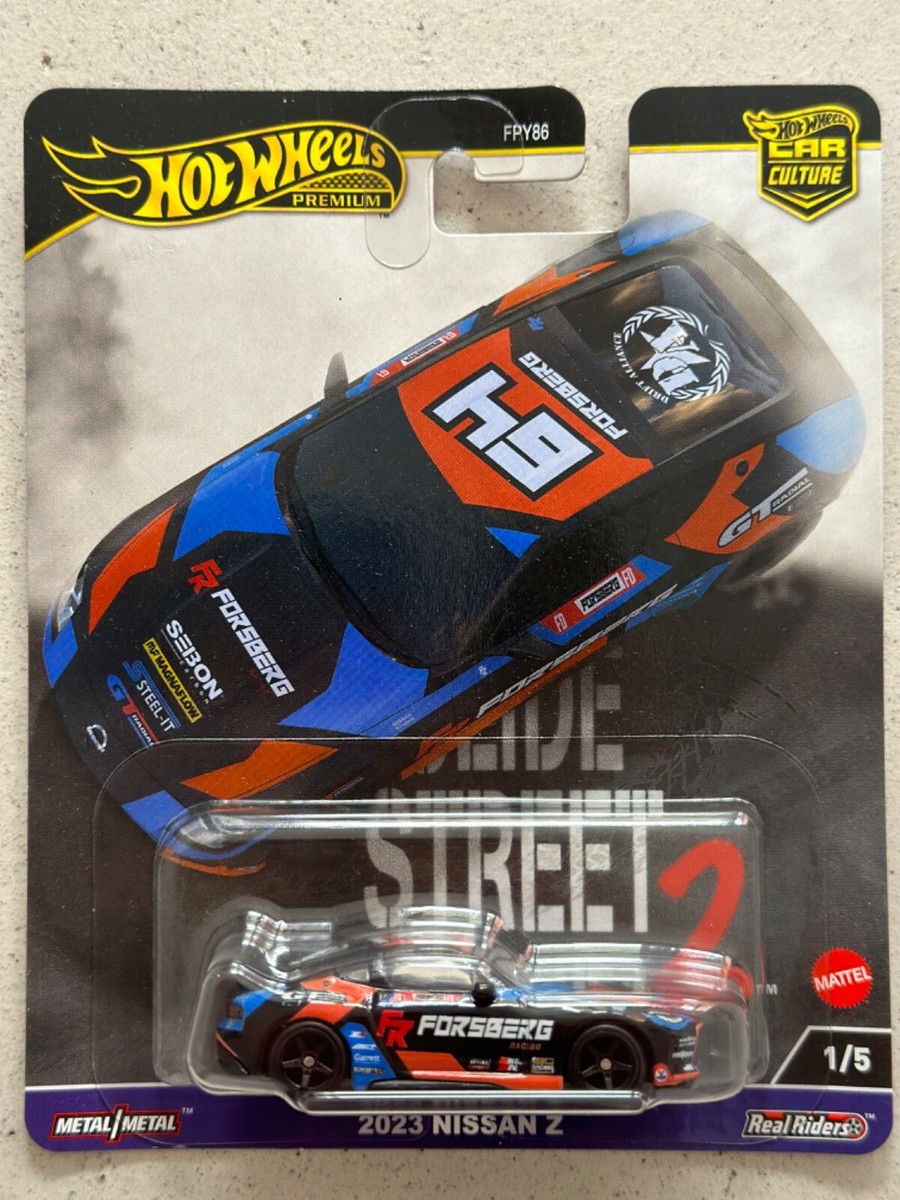 Hot Wheels Premium 2023 NISSAN Z Slide Street 2 Real Riders Car