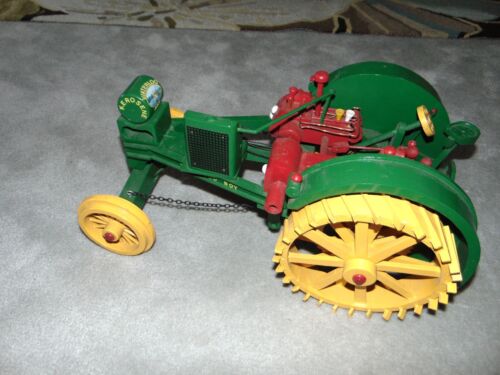 Custom Vintage Waterloo Boy 5/32 Scale Wooden Tractor Model Woodworker Made - Picture 14 of 24