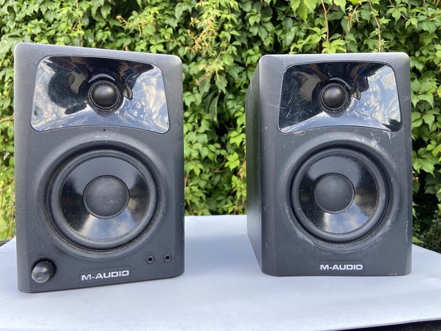m audio active speakers