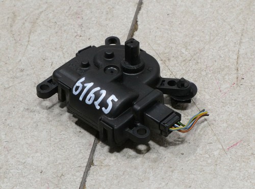 FORD Focus I Turnier Bj 2003 Stellmotor Gebläse Kasten Heizung #61625-B424