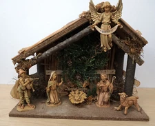 Vintage Italy Fontanini Wood Christmas Nativity Manger Scene Set