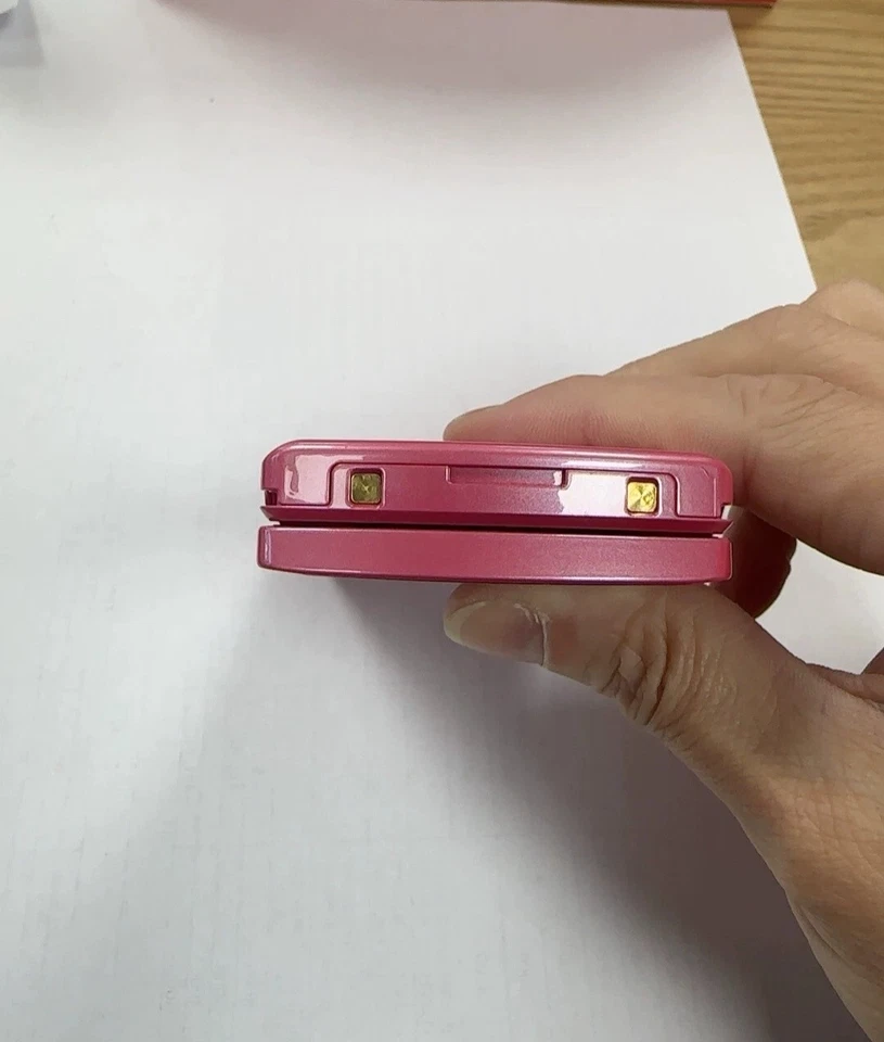 Used Rare NEC NTT docomo N-01F Pink 8MP AF Unlocked Japanese 3G Flip Cell Phone - Image 4 of 4