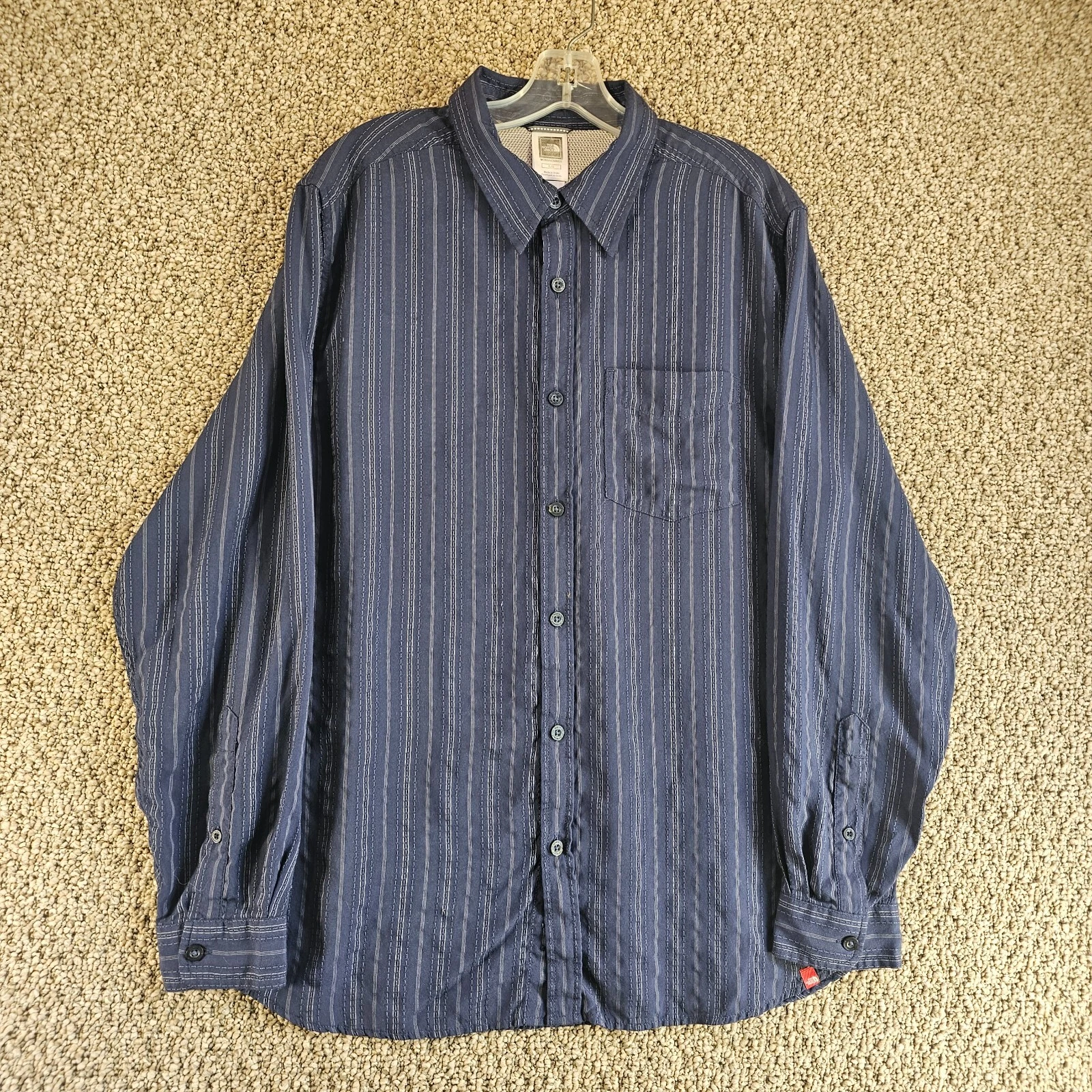 The North Face Shirt Mens Large Long Sleeve Button up Outdoors