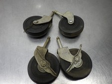 Lot de 4 (2) roues à roulettes pivotantes et (2) fixes avec leviers de frein 4" 