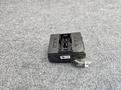 KIA SPORTAGE SX 23-25 JUNCTION BLOCK FUSE RELAY BOX 91959-DW010 OEM