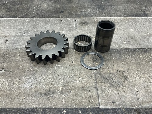 CAN-AM 420434588 OEM INTERMEDIATE GEAR & SHAFT 19T COMMANDER OUTLANDER MAVERICK