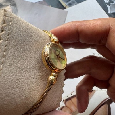 Gucci Women Watch 2700L Classic Gold Bangle – Vintage Working for