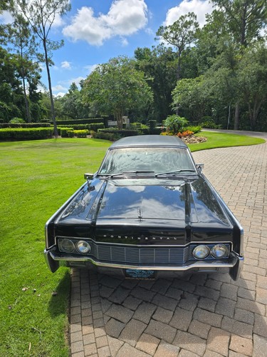 1967 Lincoln Continental - Picture 7 of 11