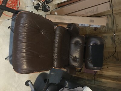 Eames Herman Miller Rosewood Lounge Chair And Ottoman - Brown Leather
