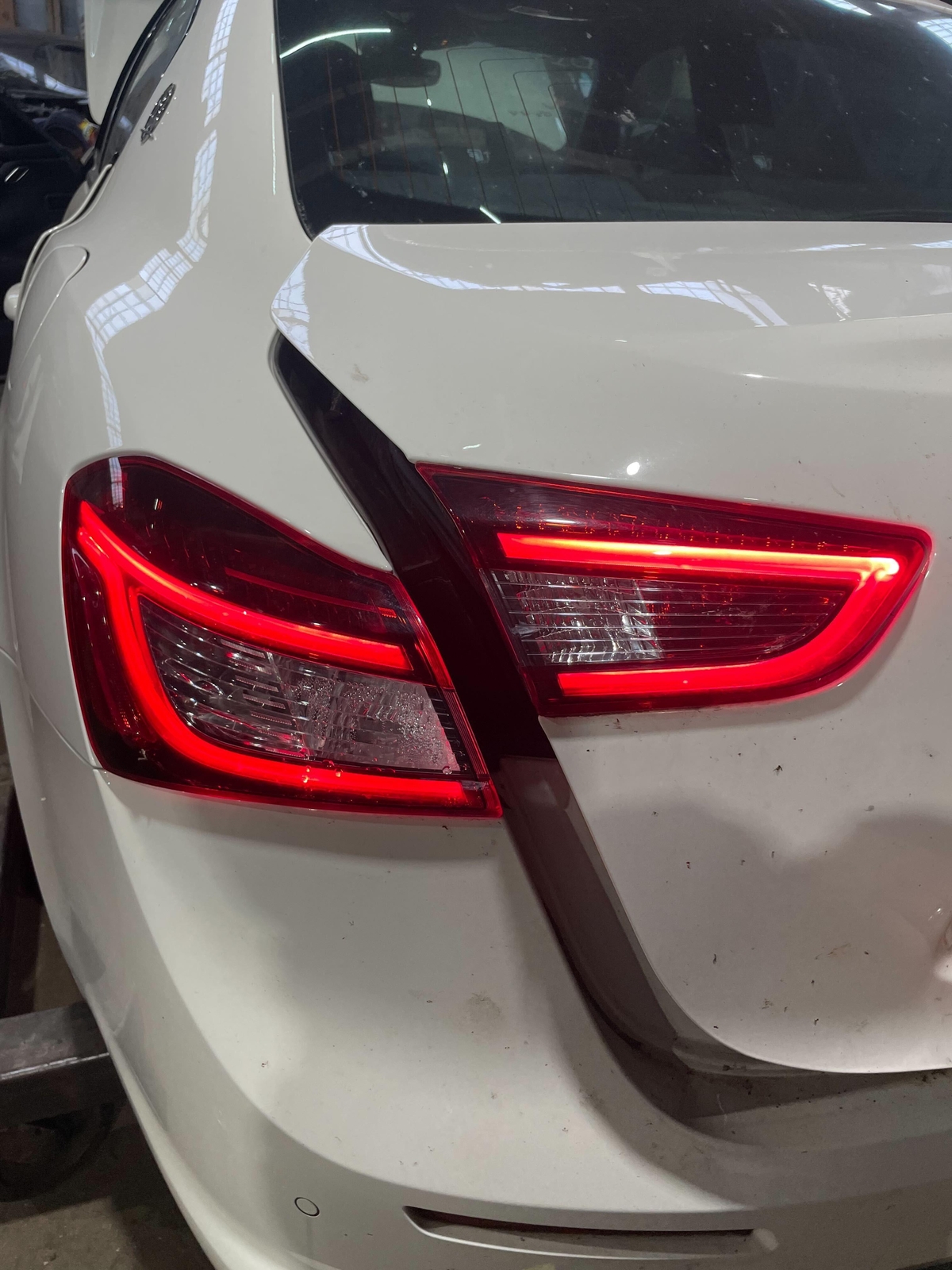 Rear Left Side Outer Tail Light Lamp OEM 670107150 Maserati Ghibli M157 2014-17+