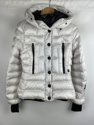 Doudoune de ski à capuche femme Moncler Grenoble Bever Giubbotto - Main Image