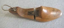 Vintage Mens Frank Bros NY Iron  Oak Wood Adjustable Shoe Keeper Tree 11" Sz 7D