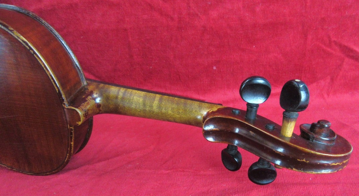 Antique Nicolaus Amatus Fecit in Cremona Violin w Bow