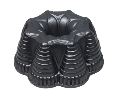 Nordic Ware Fiesta Party Bundt Cake Pan Mold Cast Aluminum Non Stick NEVER USED