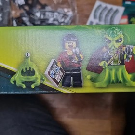 LEGO Alien Conquest 7065 Alien Battleship Unused Boxed Set