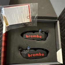 Brembo M4 Black Monobloc 108mm Radial Caliper Set Red Lettering 220a39750 Kit Brembo M4 Black Monobloc 108mm Radial Caliper Set Red Lettering 220a39750 Kit