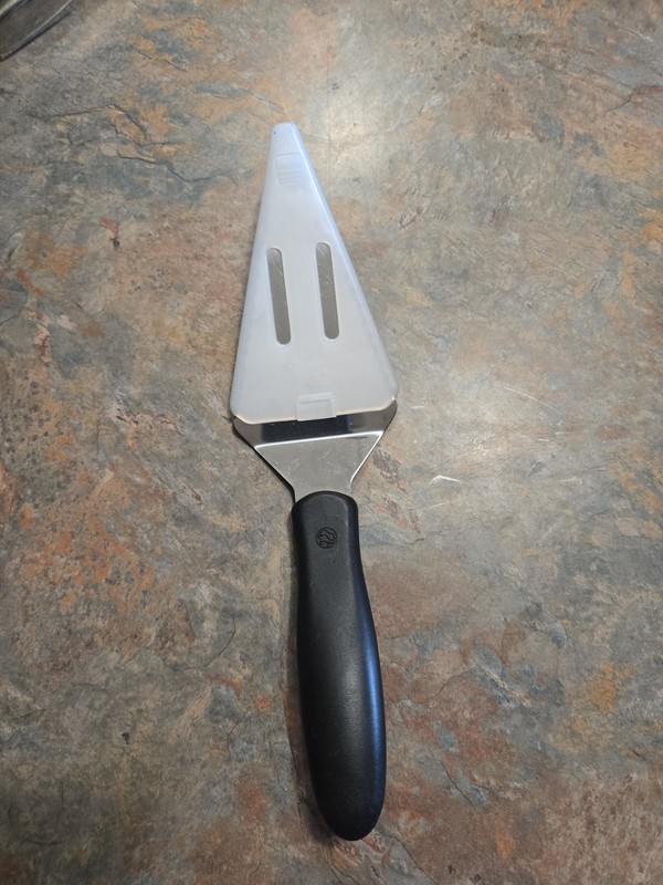 Pampered Chef 1166 Slice 'N Serve - Black