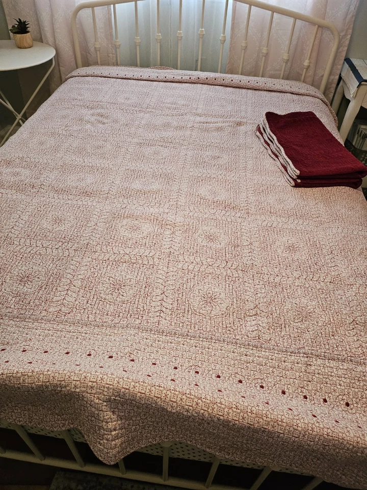 Edredón y fundas Country Living reversibles de algodón queen rojo profundo blanco terciopelo Foto 2 de 4