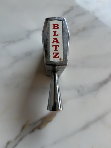 VTG Blatz Acrylic And Metal Tap Handle Milwaukee's Finest Beer Antique - Picture 5 of 10