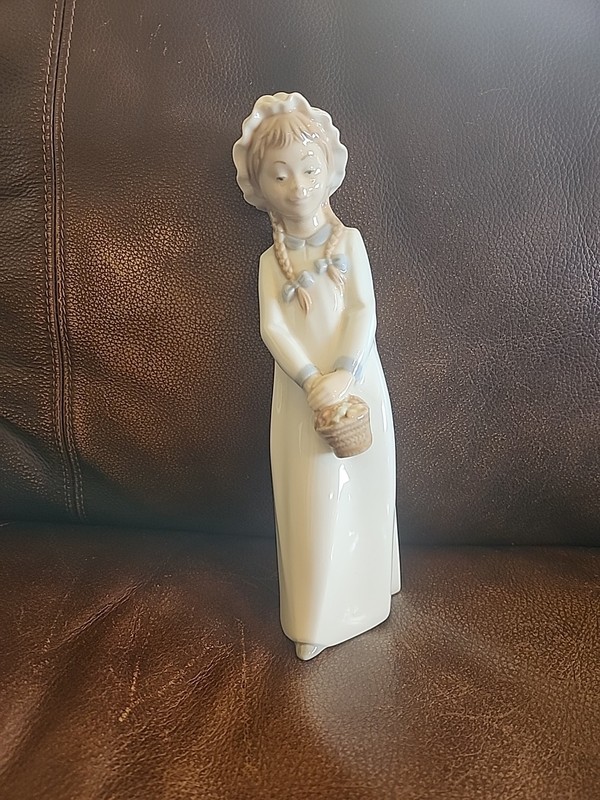 NAO By Lladro Girl with Basket Porcelain Gloss Finish Figurine
