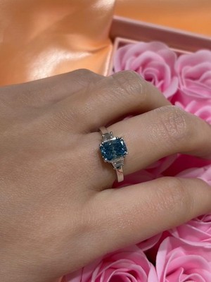 18K Weißgold Radiant/Trapezoid Lab Grown Diamond Trilogy Ring 1,86ct Certified