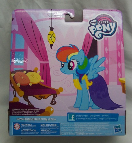 My LIttle Pony RAINBOW DASH W/ SNAP-ON FASHION 6" Plastic Toy Hasbro NEW IN BOX - Picture 3 of 3