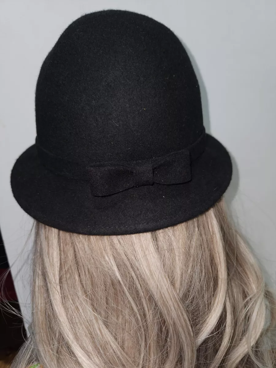 Cloche hotsell hat nyc
