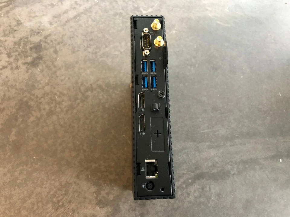 Cliente Fino Dell Wyse 5070 Micro Celeron 1.5Ghz 4GB RAM 32GB SSD Windows 10 Iot - Imagen 3 de 3