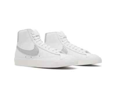 Nike Blazer Mid 77 ESS White Metallic Silver Shoes Women Size 6.5