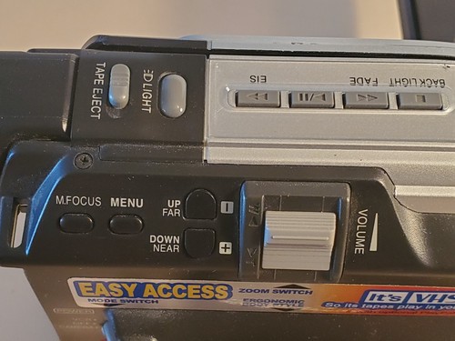 PANASONIC Palmcorder PV-L454D VHS-C Video Camcorder 20x High Def/750x super zoom - Picture 7 of 11