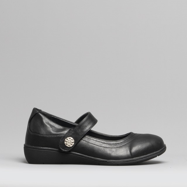 womens wide mary jane shoes