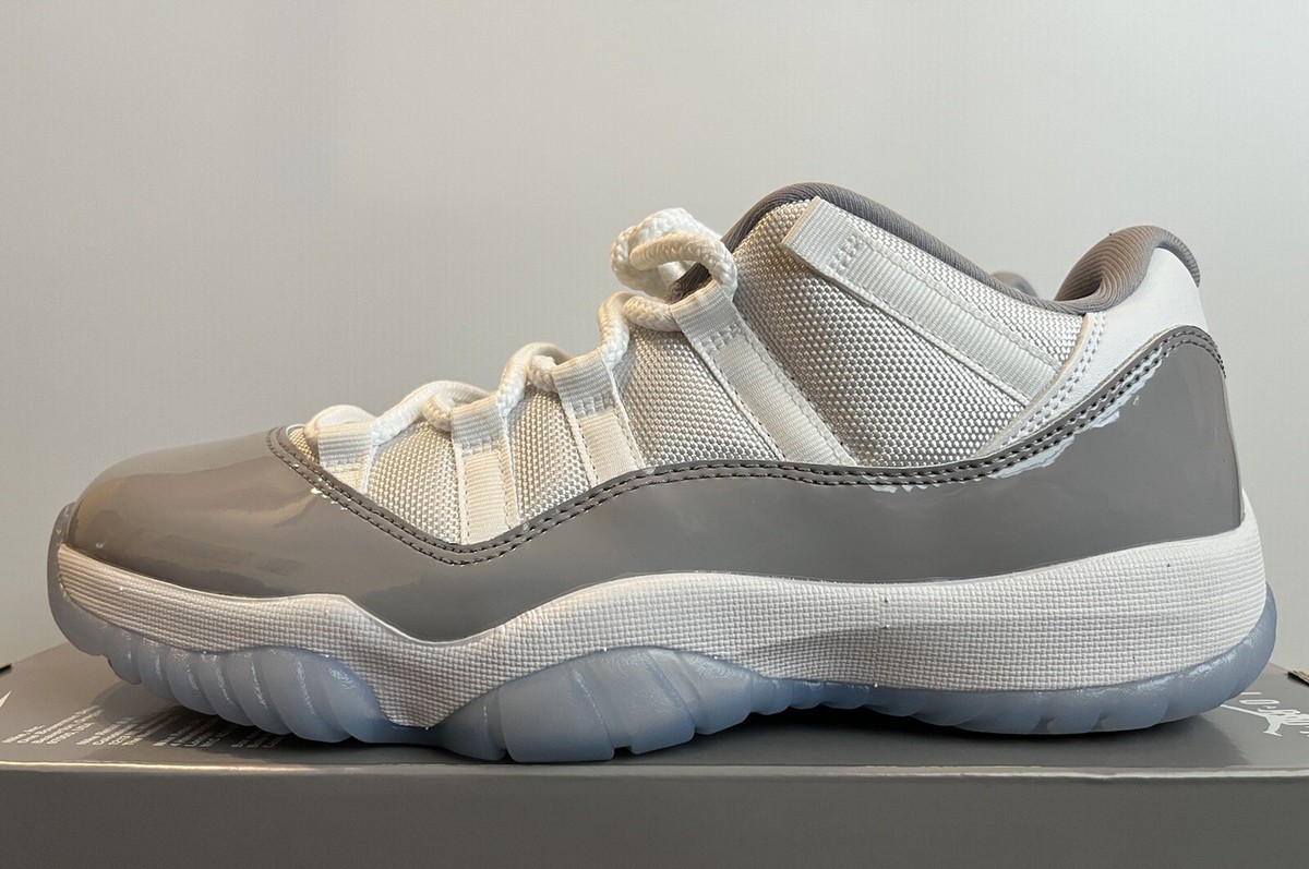 Air Jordan 11 Low ホワイト/ネイビー NEW* MEN NIKE AIR JORDAN 11 CMFT LOW White / University Blue