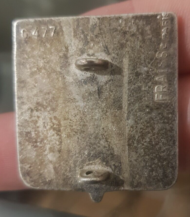 Foto 2 di 2
