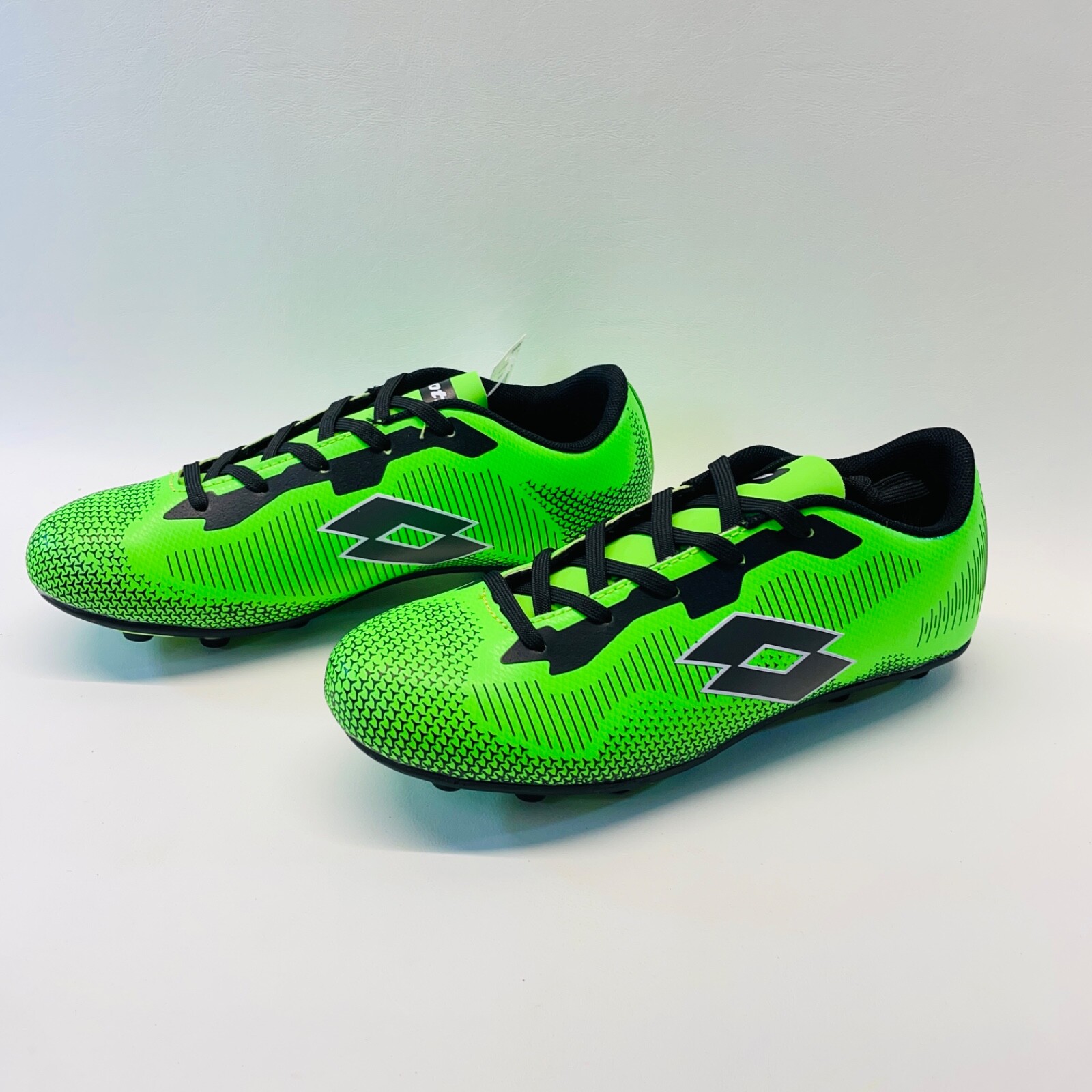Scarpe da calcio Lotto Sport Youth verde lime taglia 5 nuove con etichette