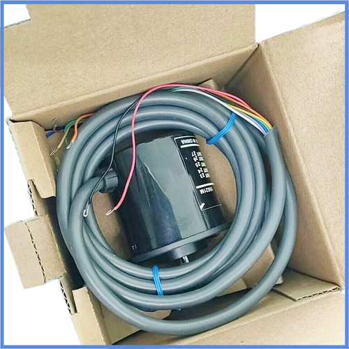 New original E6CP-AG3C-C encoder 1024P/R 256P/R 360P/R 512P/R 720P/R Omron Lot - Foto 5 di 5