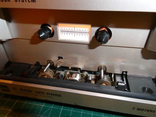 PLATAFORMA DE CINTA DE CASETE DOBLE C828 2 MOTORES DOLBY B MPX REPARADO CORREAS NUEVAS IMPRESIONANTE - Imagen 10 de 20