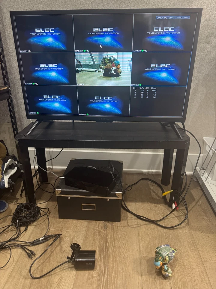 ELEC e-Cloud Halley Kit Security Camera System DVR | 8Ch | 320GB HDD | +4 Camera - Image 3 of 4