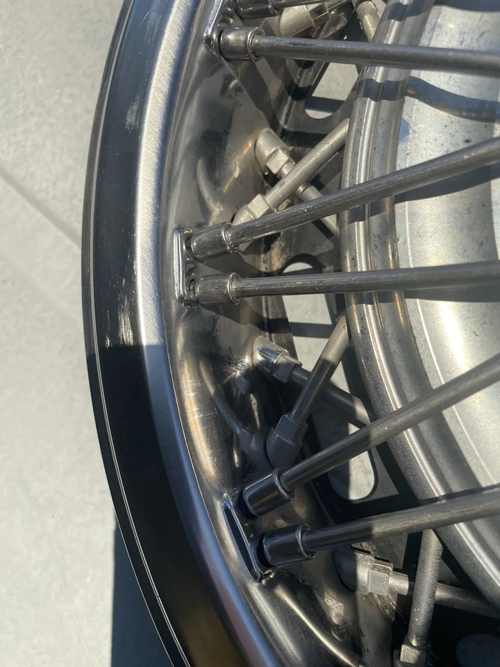 Lincoln Mark Town Car 1983-89 tapacubos radios 1 raro 15” usado buen estado Foto 4 de 4